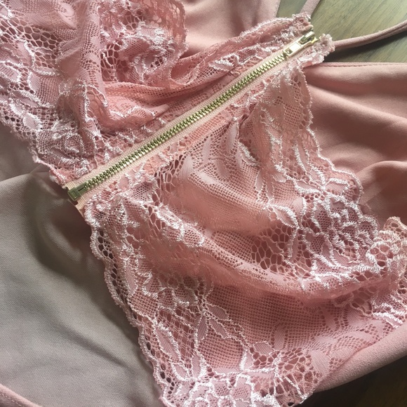 Dry Goods Blush Lace-Back Dress - Picture 4 of 5